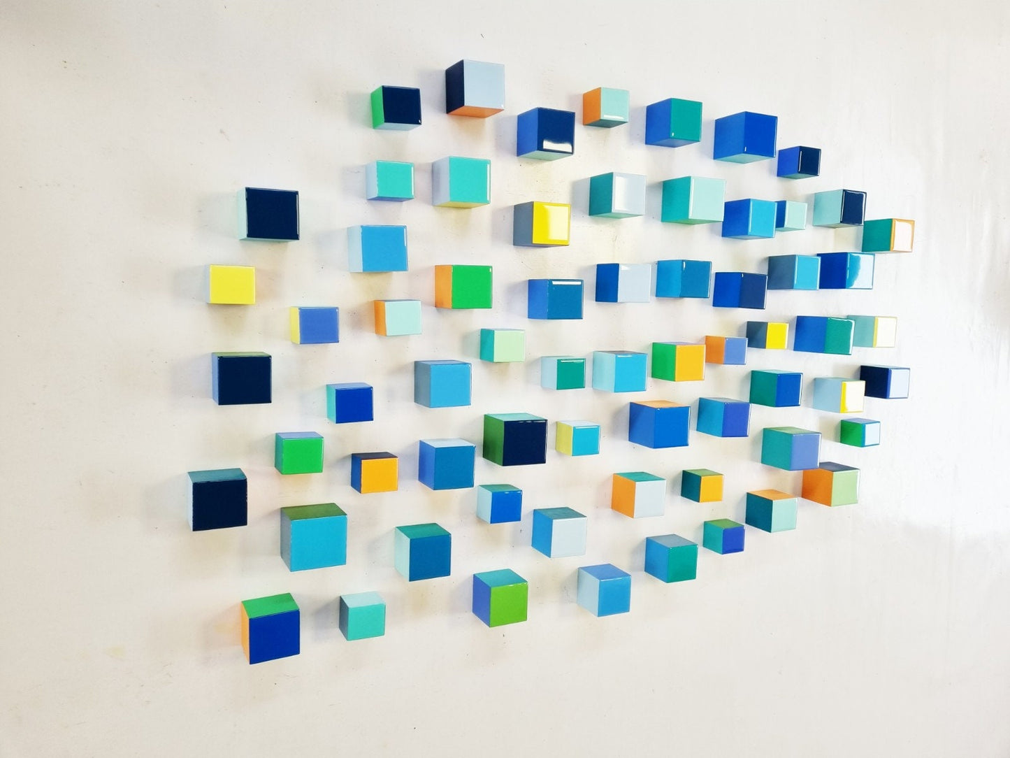 Floating Wood Blocks, Choose the number of Self install 3D wall cubes. Free shipping to USA, Perfect for stairs, living , office. Cube art ©