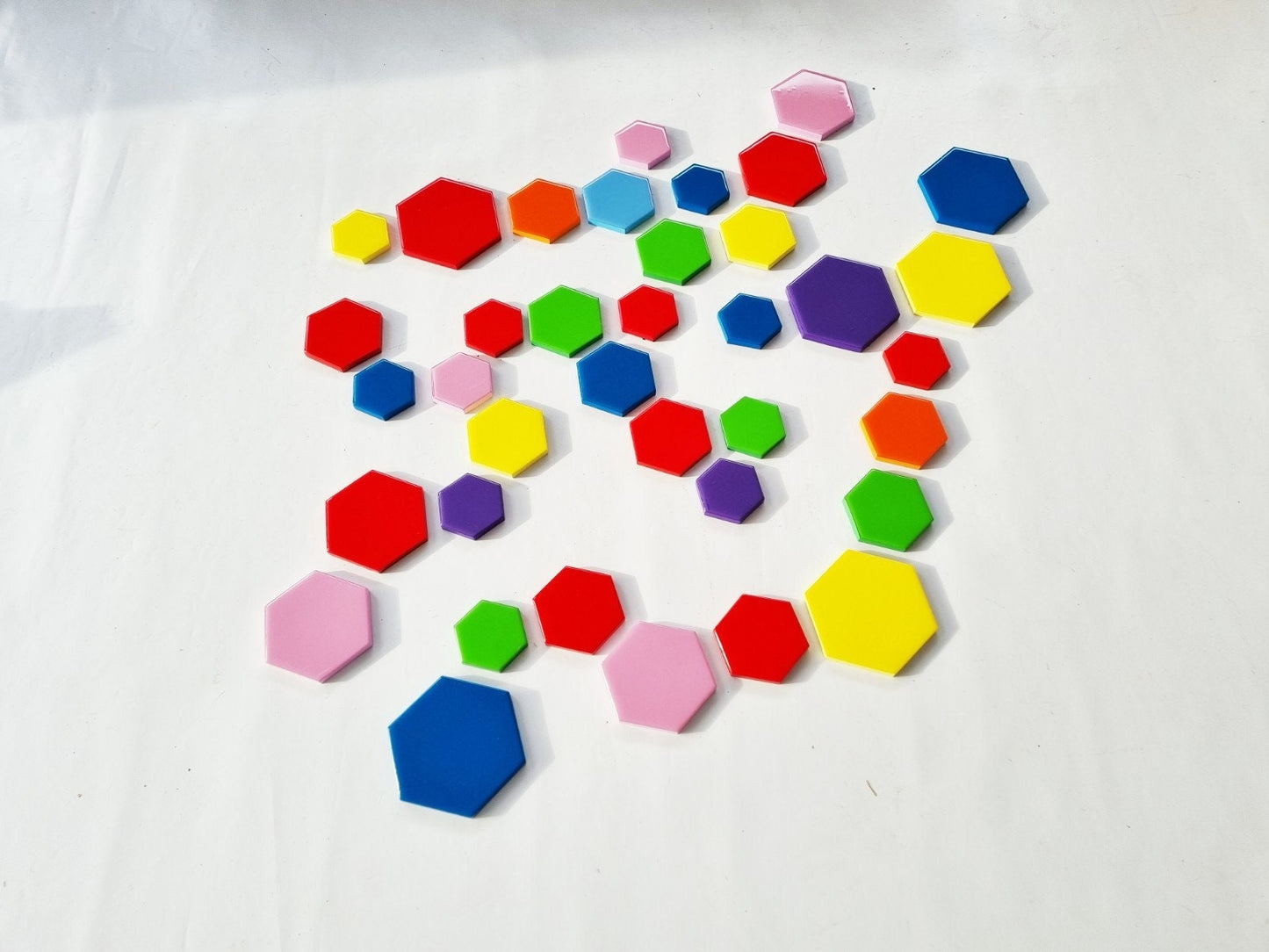 PACKS of hand painted colored wooden hexagons with high quality,shiny epoxy resin front face.Choose the number of Self install wall art ©