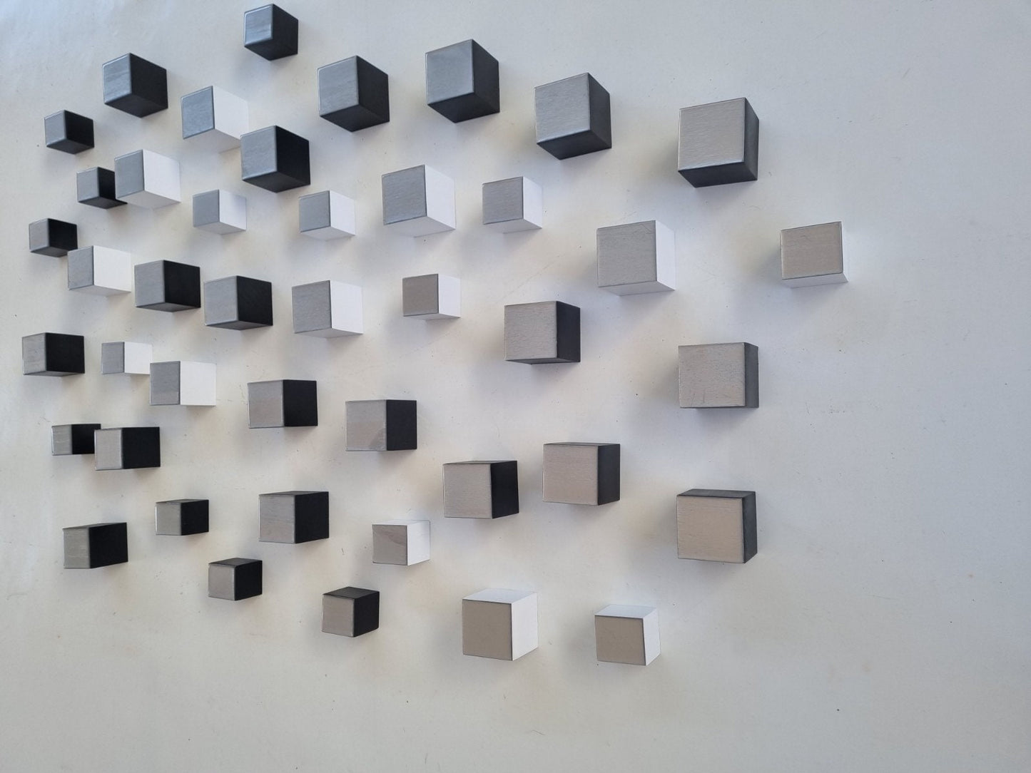 Silver wood wall art. Wood cubes, silver, white and black. Minimalist deco. Modern decoration. Geometric 3d art. Sculpture art.  Resin top ©