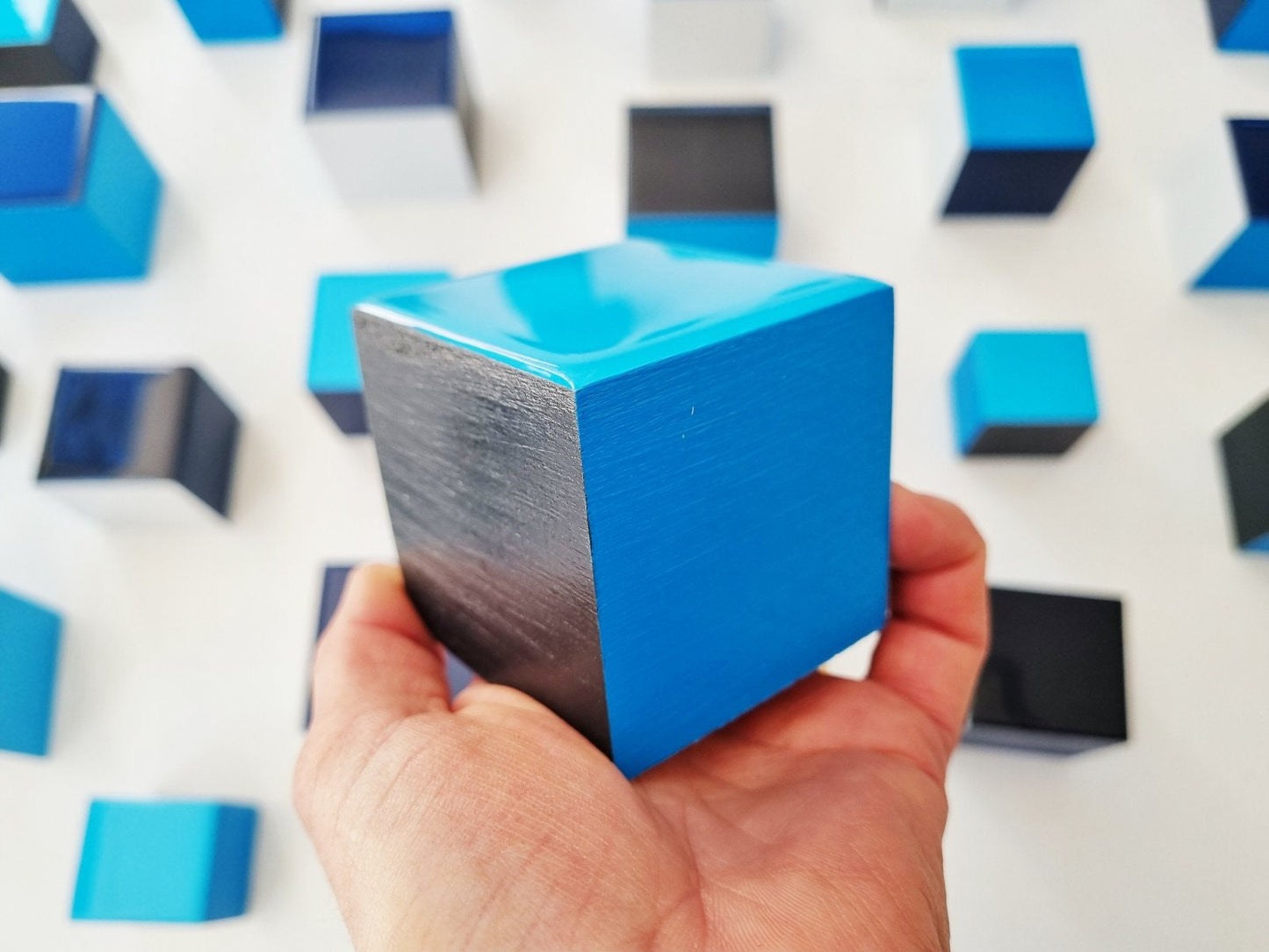 Pack of hand painted cubes. Blue colors. 3Dart. High quality,shiny epoxy resin front face,Choose the number of Self install wall art cubes ©